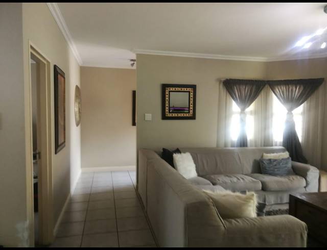 3 BEDROOM TOWNHOUSE SOLD IN MEYERSDAL